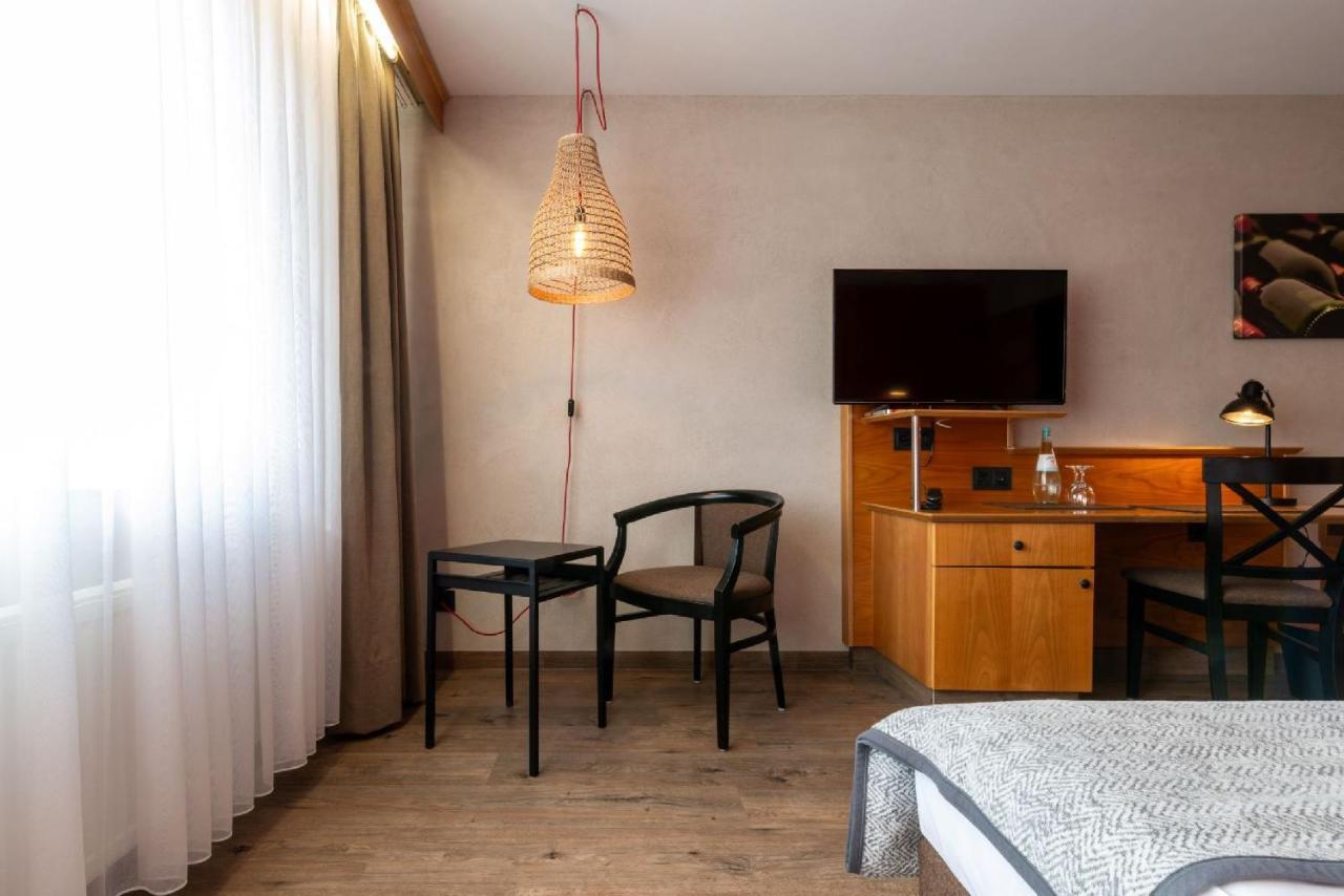 Biobausewein Wein Hotel Leben Iphofen Dış mekan fotoğraf